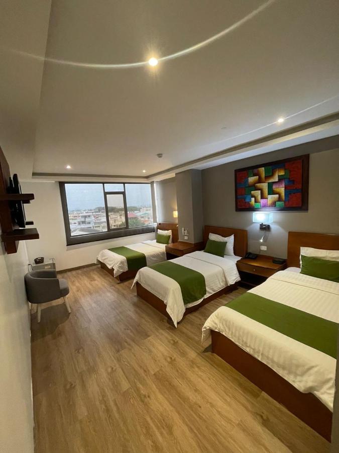 Hotel Plaza Monte Carlo Guayaquil Exteriör bild