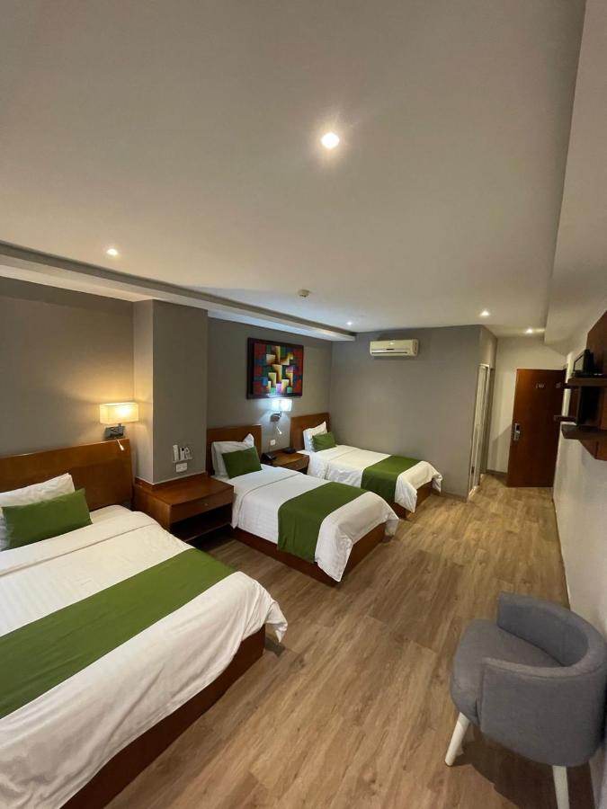 Hotel Plaza Monte Carlo Guayaquil Exteriör bild