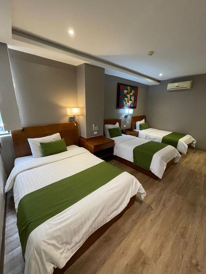Hotel Plaza Monte Carlo Guayaquil Exteriör bild