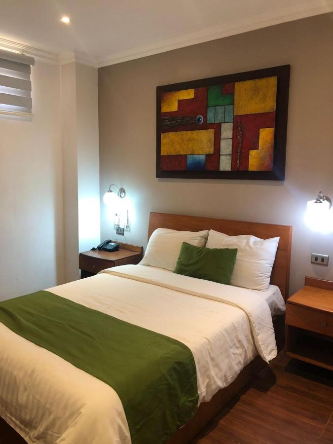Hotel Plaza Monte Carlo Guayaquil Exteriör bild